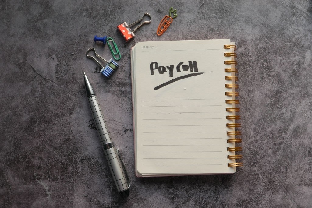 French Exempt Low Wage Employees From Payroll Taxes: Could It Work In The Us?
